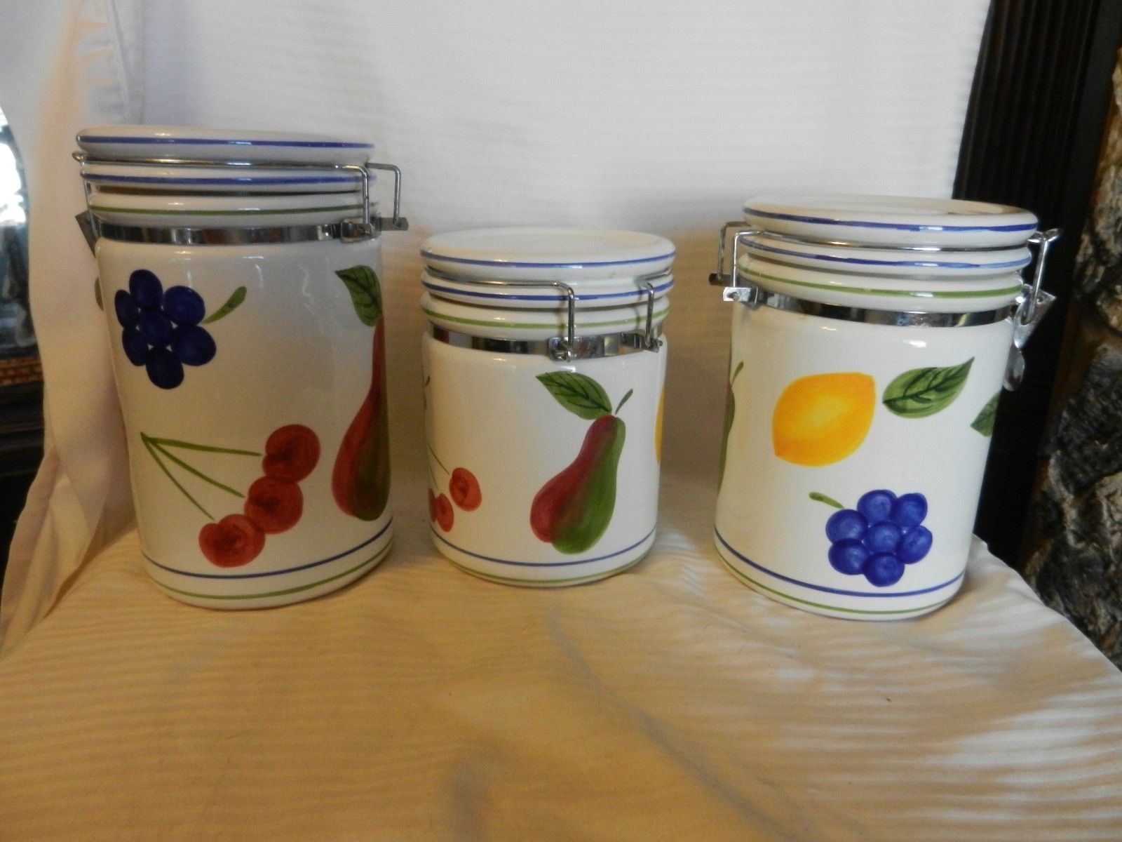Set of 4 Ceramic Locking Canisters White With Fruit from Certified