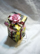 Vintage Inspired Spun Cotton Ornament Surpirse Gift Box no. CH12P image 3