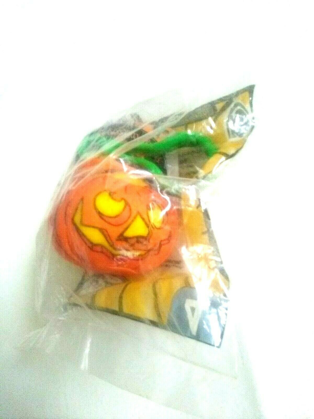 NIP Silly Slammers Keychain Pumpkin #4 Halloween 1999 Burger King Toy 