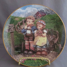 M.J. Hummel Collector Plate COUNTRY CROSSROADS - $4.00
