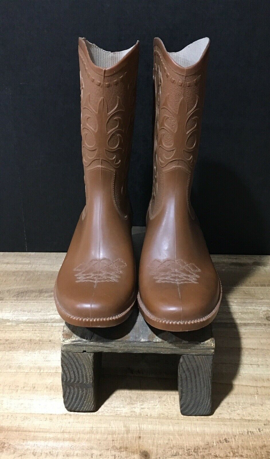 short cowboy rain boots