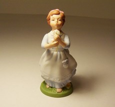 Avon Girl Figure Wishful Thoughts Figurine Porcelain Statue1982 - $4.99