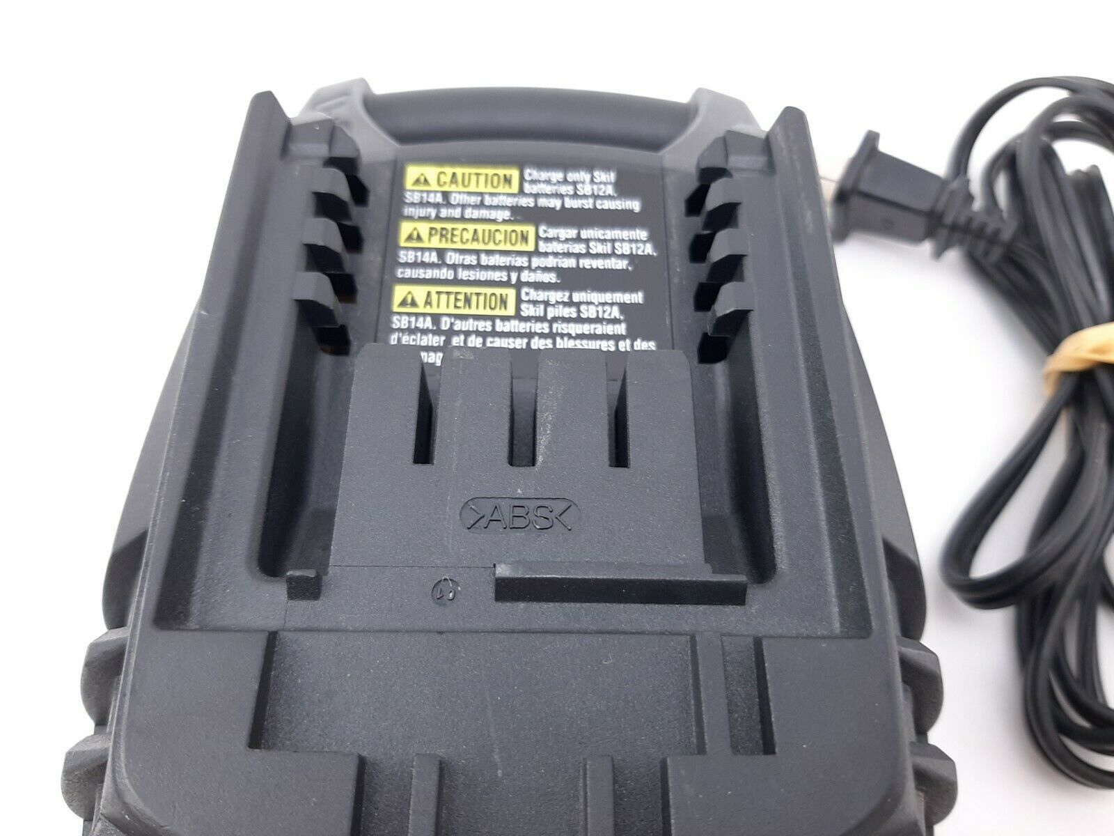 SKIL SC114 9.614.4V Battery Charger for SB12A, SB14A Batteries Power