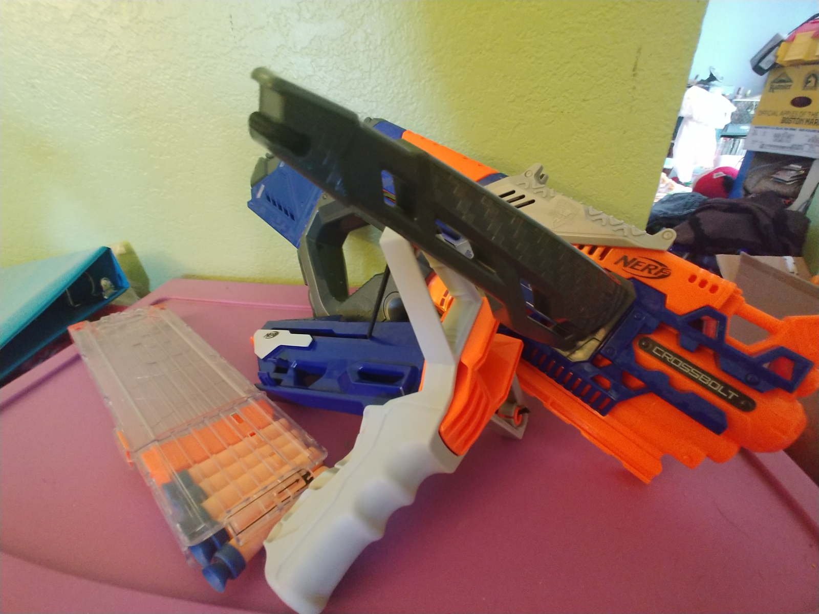 Nerf N-Strike Elite Crossbolt Blaster Crossbow Dart Gun Elite w/Cip ...