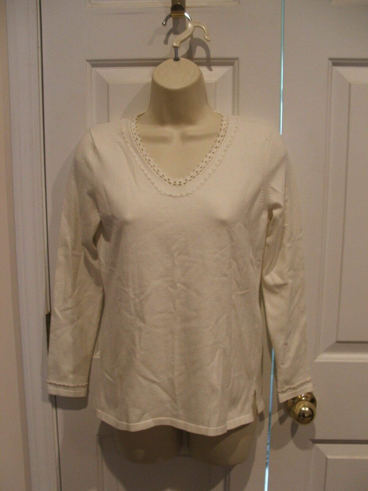 NWT  org.$49 Charter Club  Petite ivory long sleeve  top size petite pp - $16.33
