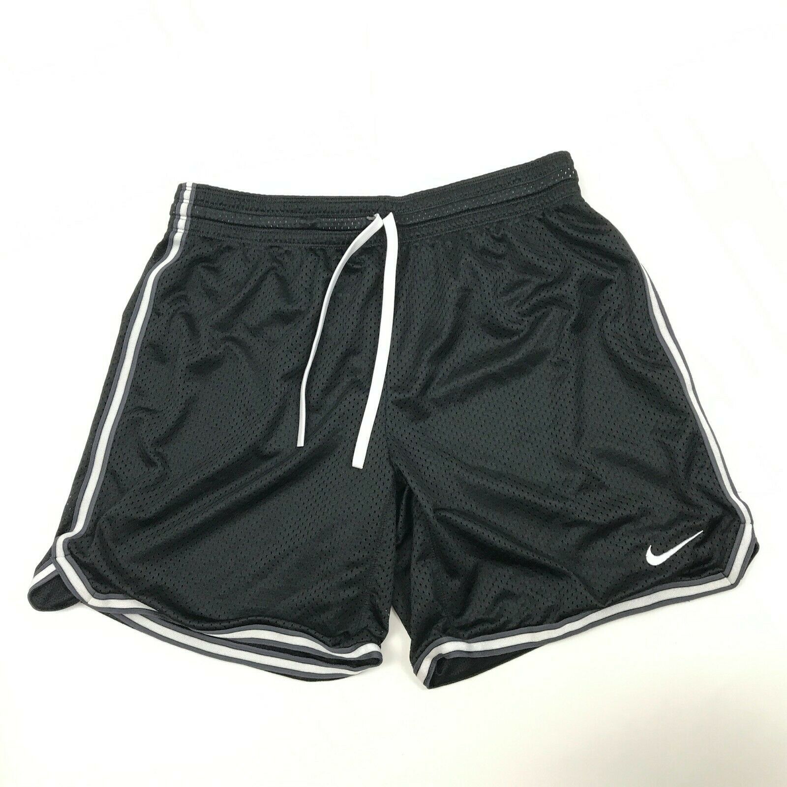 mens nike loose fit knee length shorts
