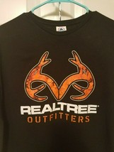  Men&#39;s Realtree Outfitters T-shirt Size XL 100% preshrunk cotton  - $9.50