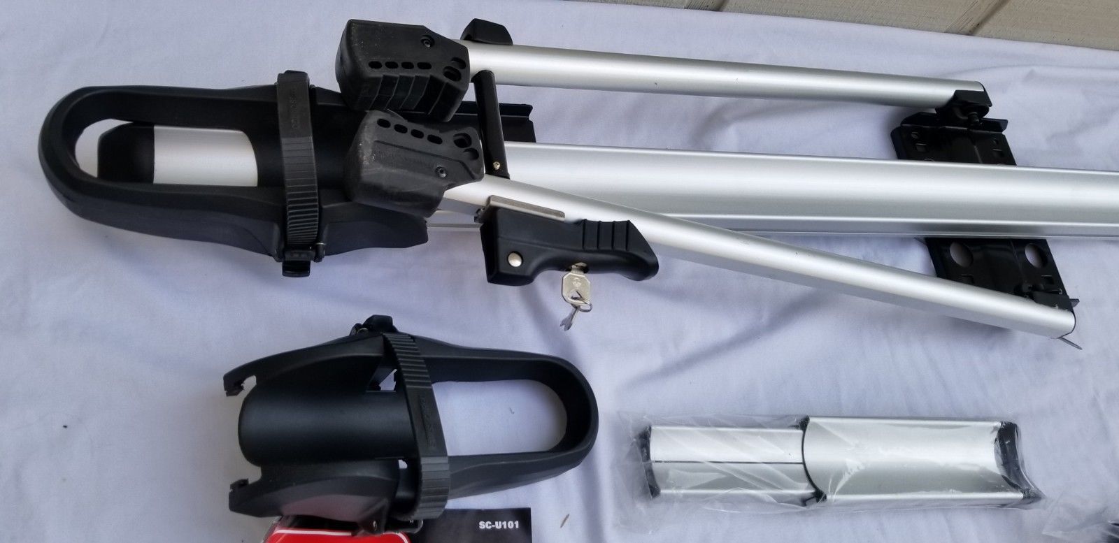 Swiss Cargo Aluminum SCU101 Roof Mount 44 Inch Bike Carrier W/lock and