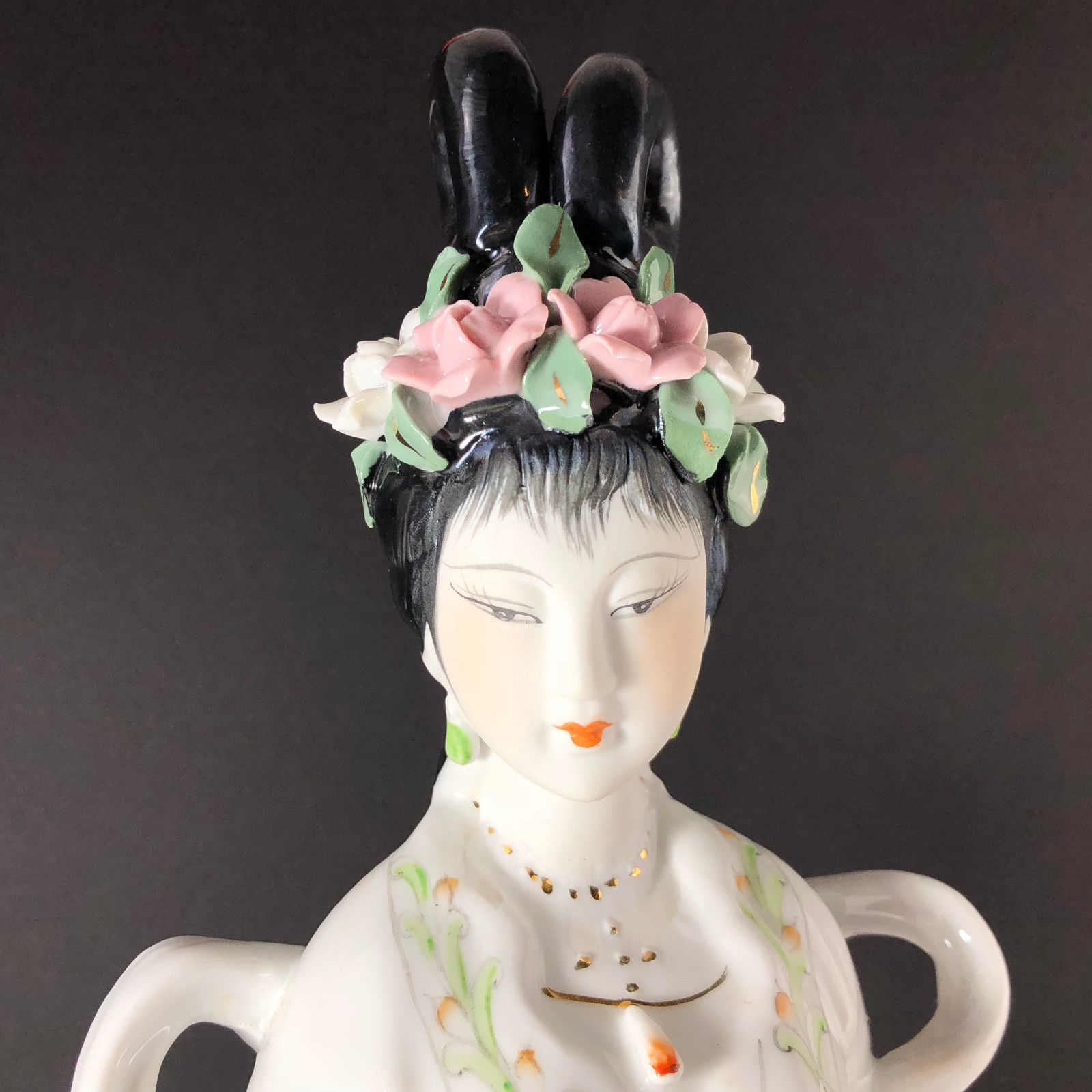 GEISHA PORCELAIN STATUE Asian sculpture figurine antique Japan gold