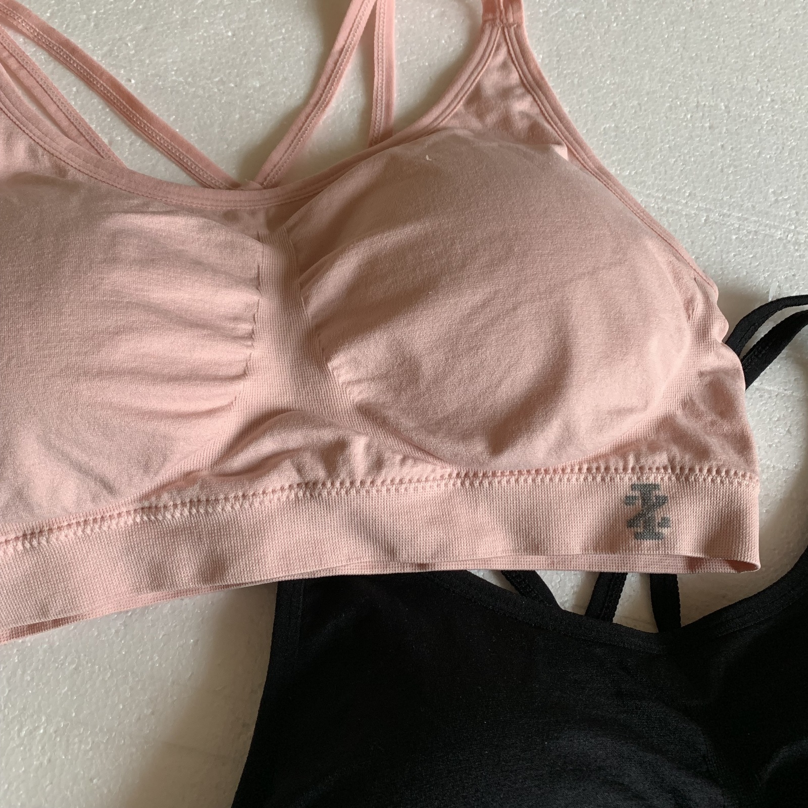 izod sports bra 2x