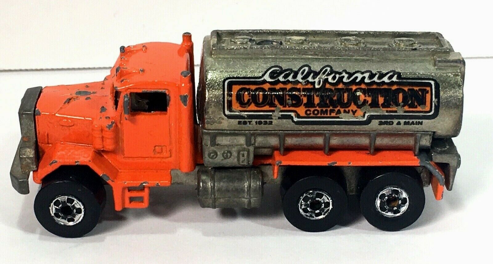 hot wheels peterbilt 1979 railroad