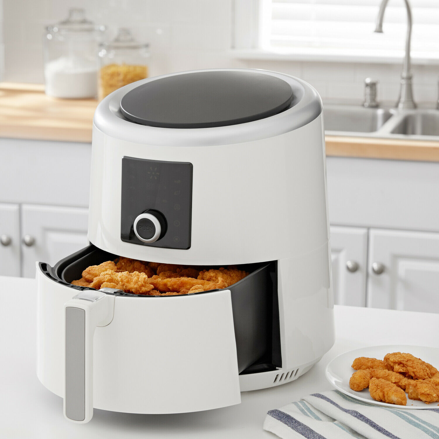 La Gourmet 6Qt Digital Air Fryer And Convection Oven White Infrared