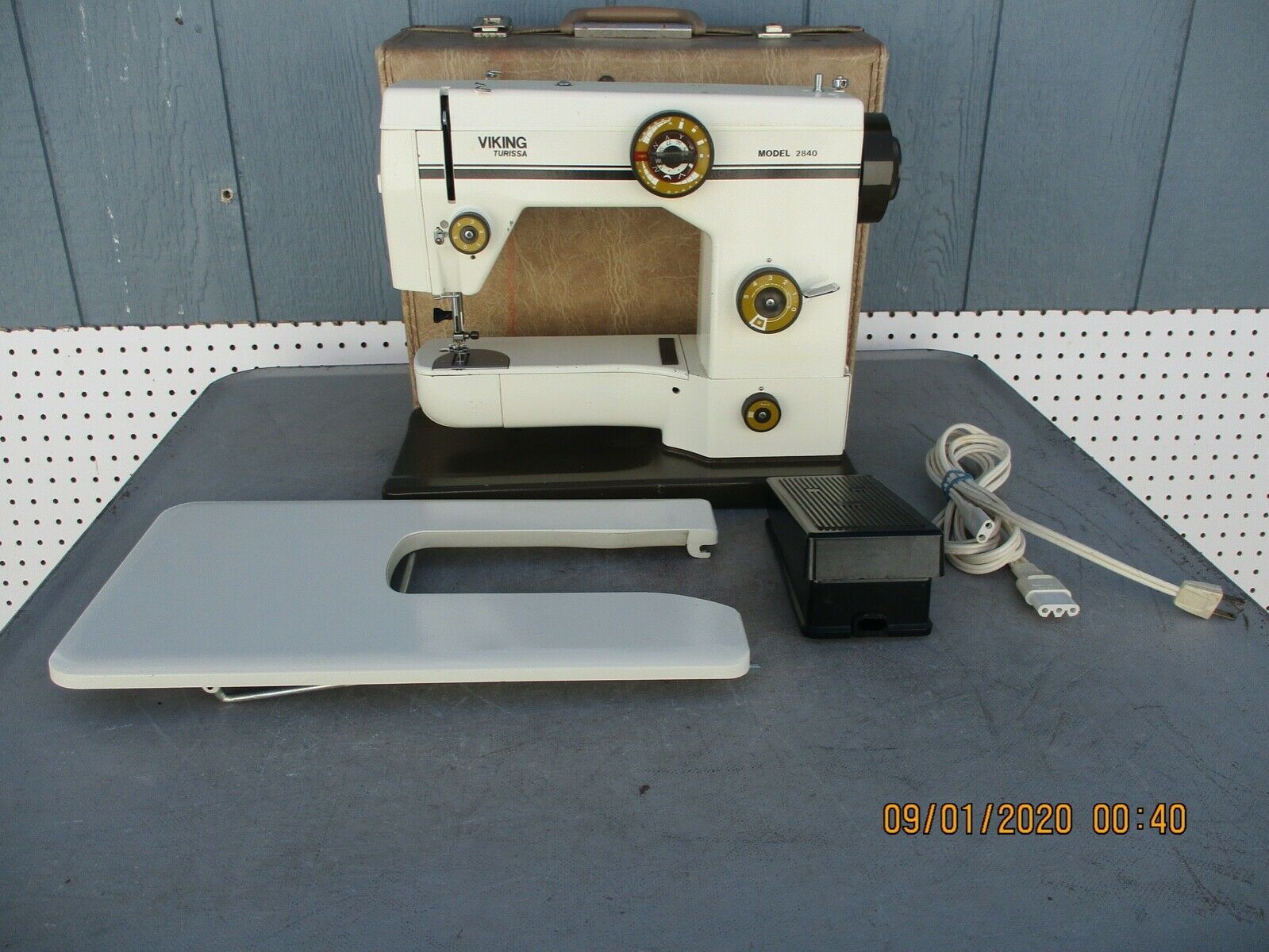 Vintage Husqvarna Viking Turissa Model 2840 Sewing Machine with Case