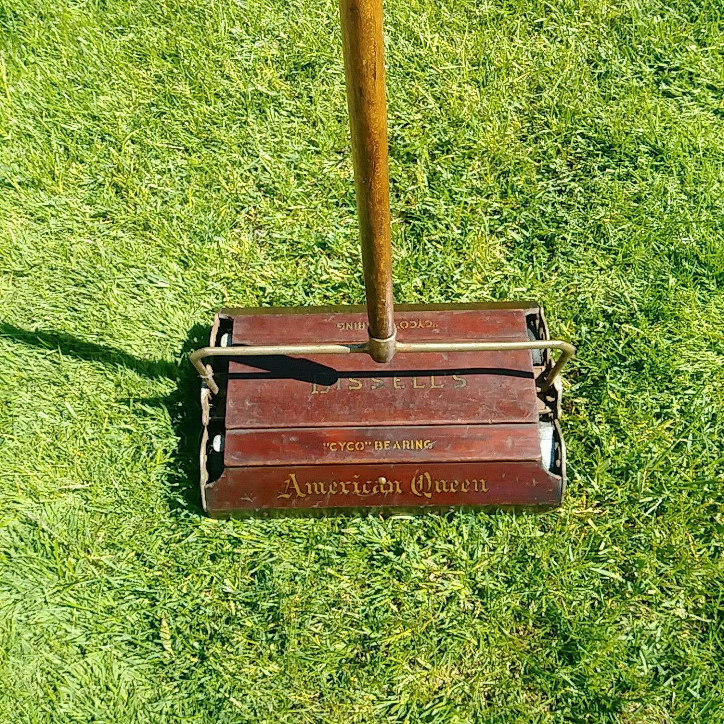 Antique Bissell's American Queen Sweeper Vacuum Rare Wooden Carpet
