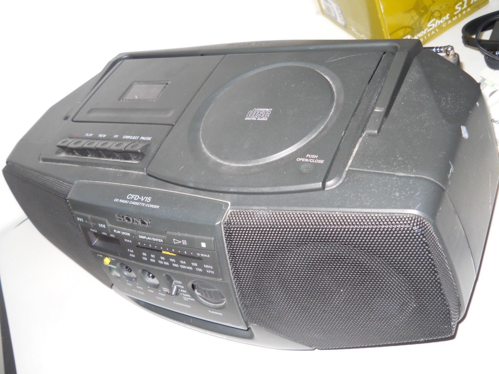 Sony Cfd V Mega Bass Boombox Am Fm Radio Cassette Cd Player Portable W Ac Cord Boomboxes