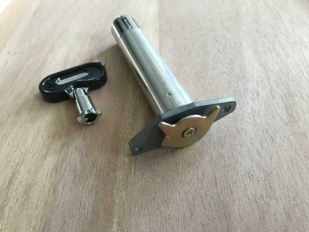 OEM PACHISLO Slot Machine Door Lock / Key 3" Y Hook Parts & Accessories