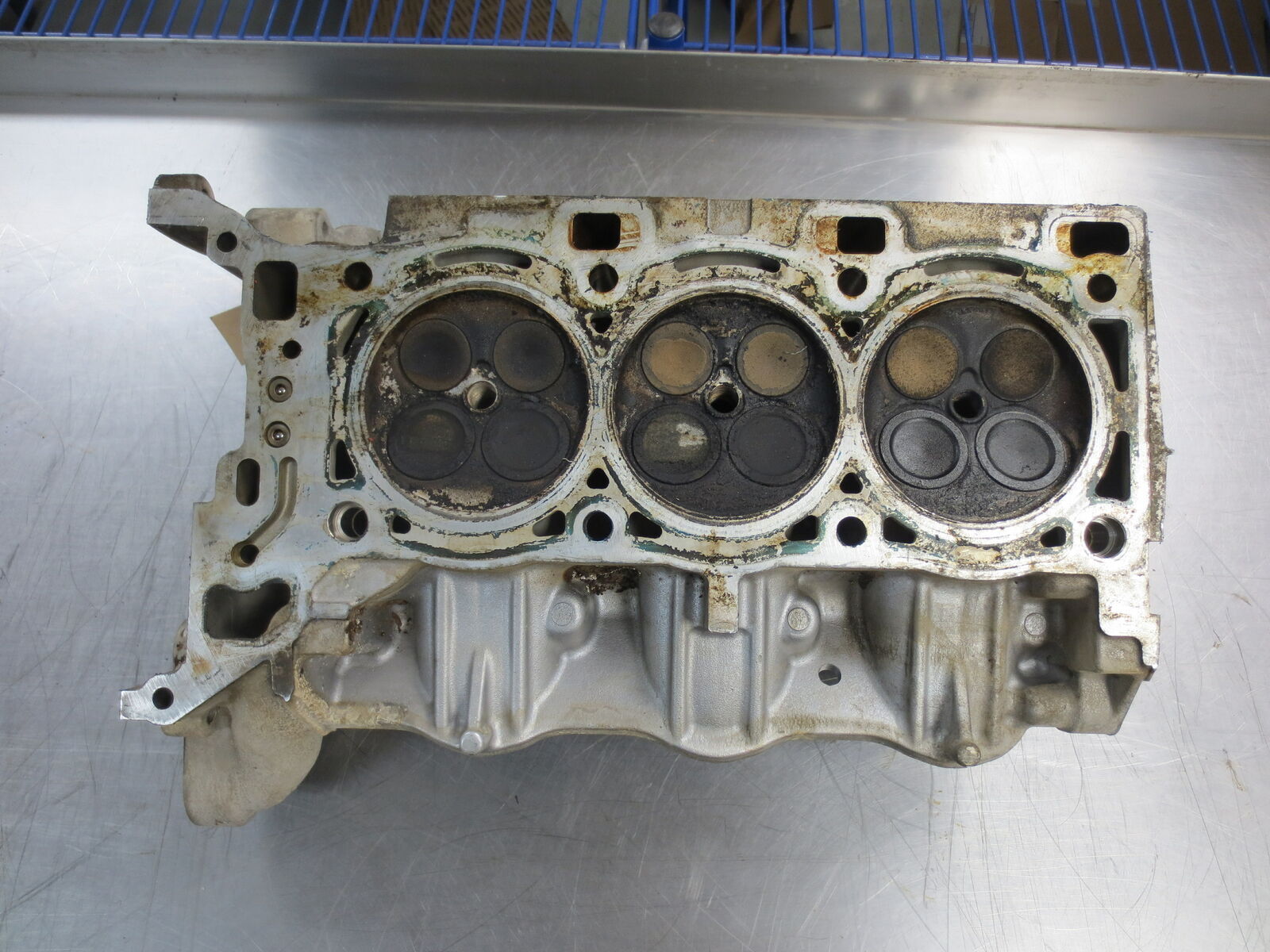KJ07 Right Cylinder Head 2008 GMC Acadia 3.6 Cylinder Heads & Parts