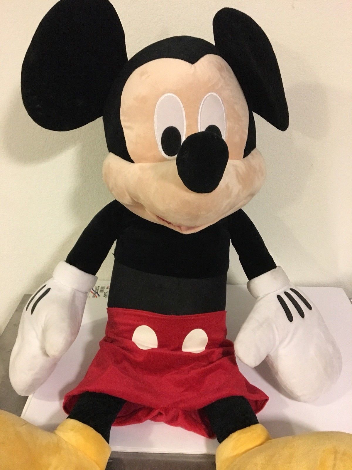 Jumbo 48 Mickey Mouse Plush Doll Disney Red Shorts Yellow Feet White Hands Fun Plush Toys