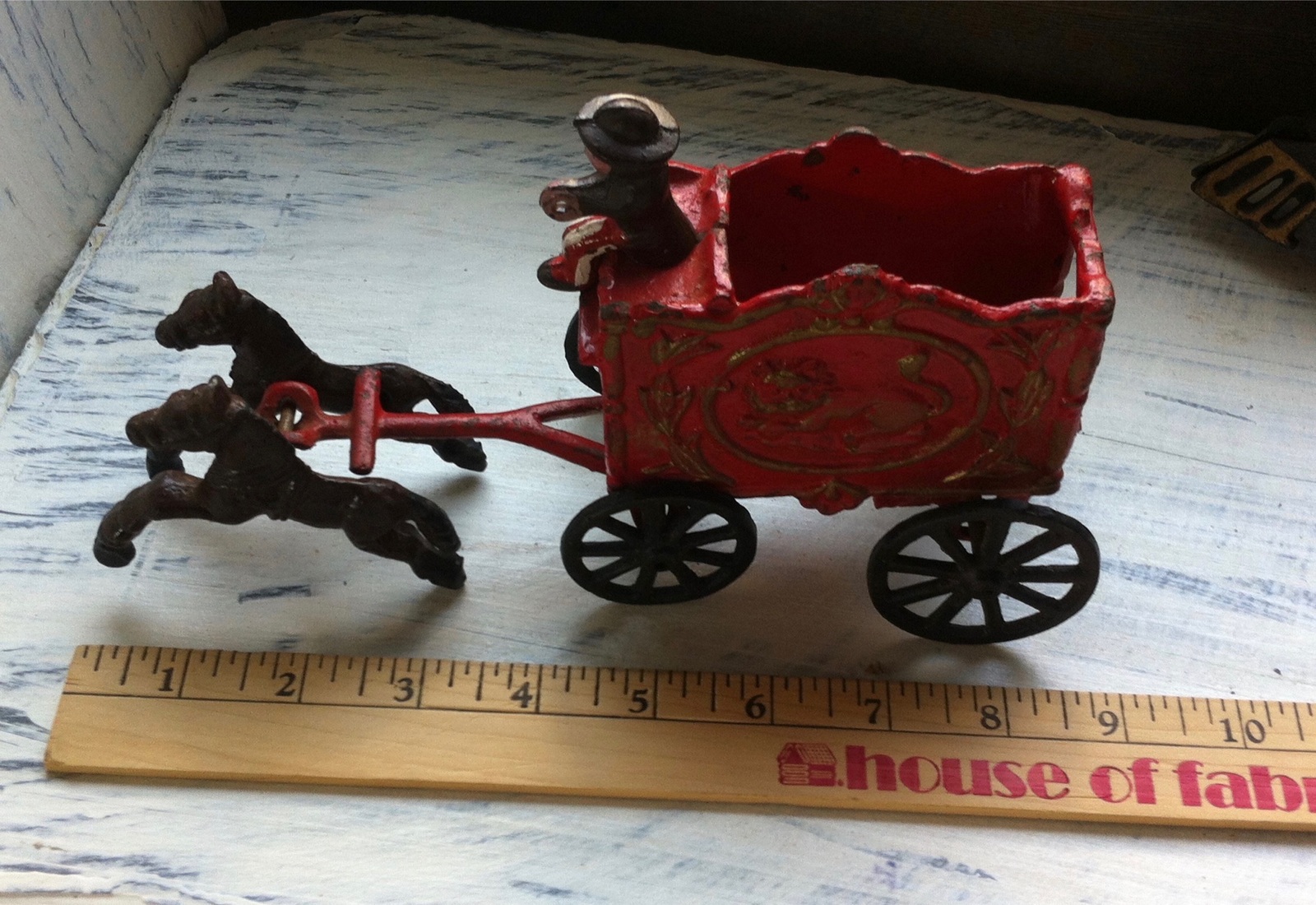 motorised toy horse and cart