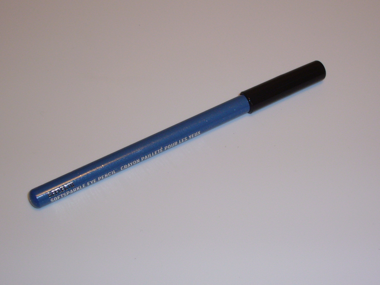 Primary image for MAC Cosmetics Soft Sparkle Eye Liner Pencil Reflecto Blue Lt