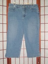 Sonoma Lifestyle women&#39;s denim capri jeans size 14 - $3.00