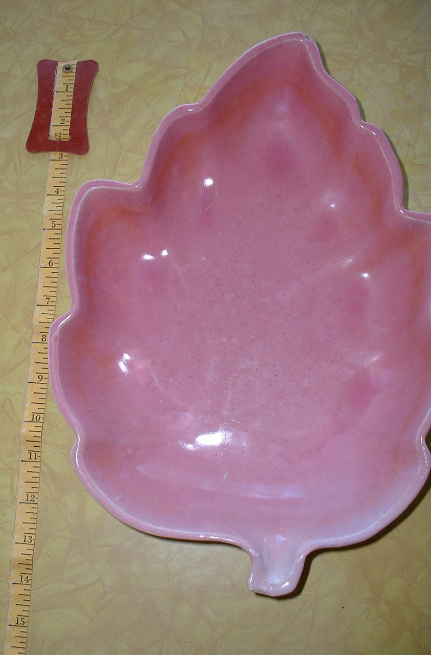 Vintage California Pottery Pink Leaf Divided Dish with Handle Midcentury MCM for Snacks Nuts Relish or Candy AS IS