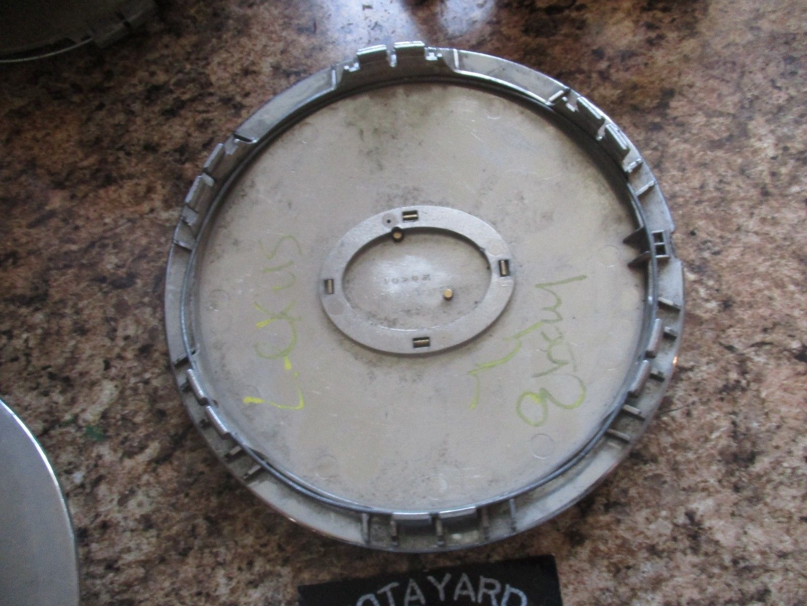 3173 YOTA YARD Details about   Lexus Center Cap Hubcap 10203 