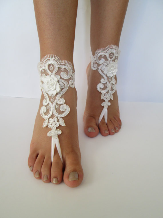 Beach wedding barefoot sandals,Bridal ivory beach sandals,flowers lace ...