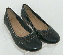 Clarks Artisan 'Lockney Hot' black leather round toe studded cut out flats 6.5M - $33.30