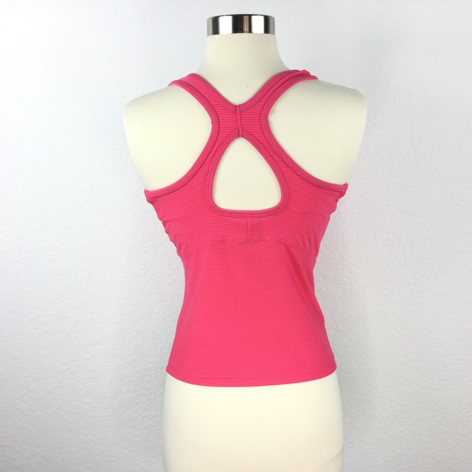 pink nike tank top