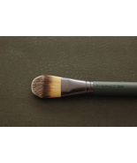 Mac Cosmetics # 190 se Foundationl Brush NIP - $16.99