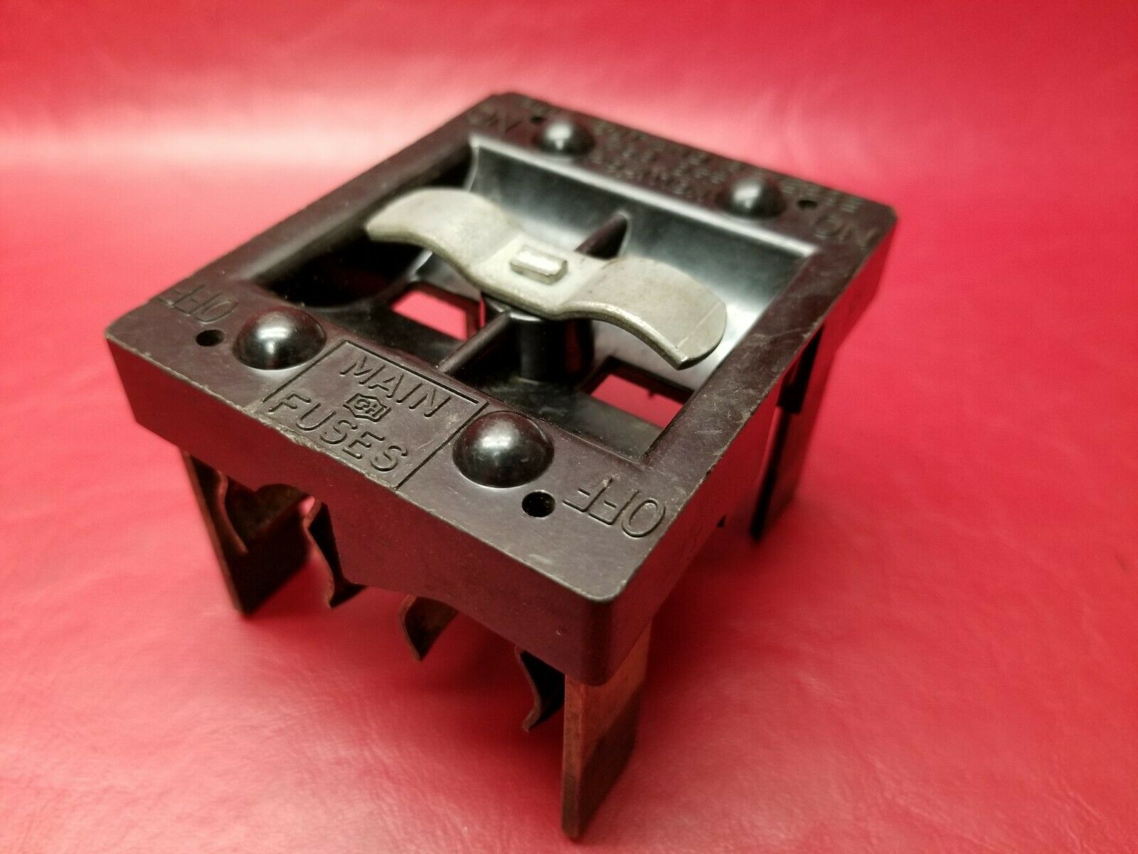 CUTLER HAMMER 60 AMP MAIN FUSES FUSE HOLDER FUSE PULL OUT PULLOUT