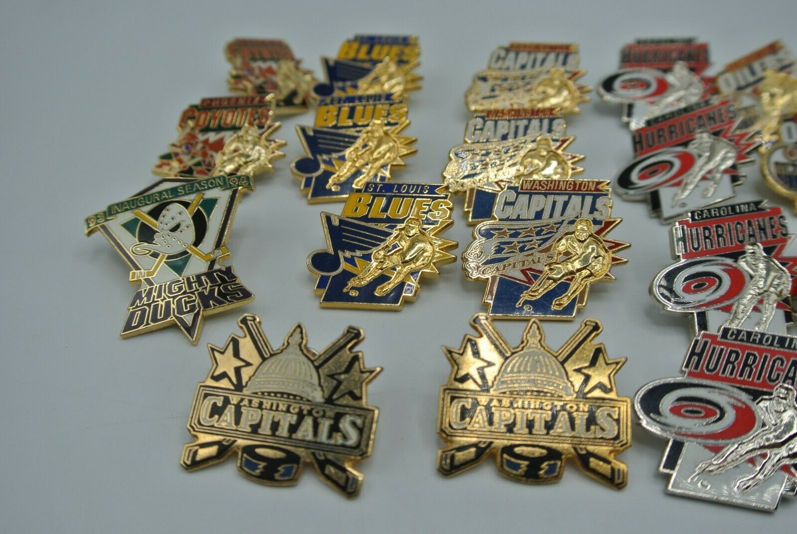 NHL Peter David Pins Lot of 34 - Various US Teams Lapel Pin Badge ...