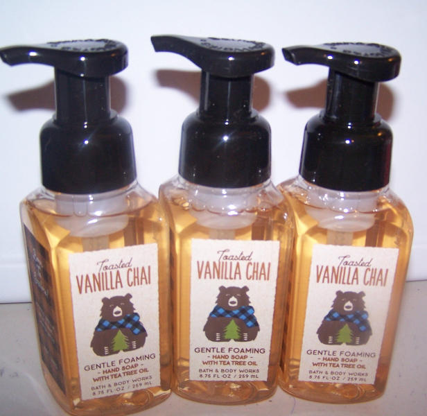 3 Bath & Body Works Toasted Vanilla Chai Gentle Foaming Hand Soap w Tea