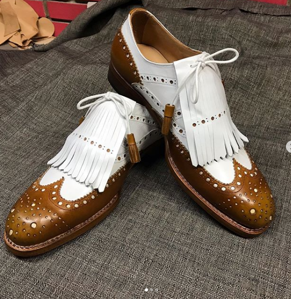 shoes with tassels