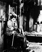 Charlie Chaplin Classic As Tramp Pose B&W 16x20 Canvas Giclee - $69.99