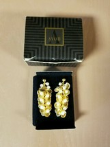 Avon Gold Shell Pierced Earrings Summer Shower Drop Faux Pearls 1995 - $19.99