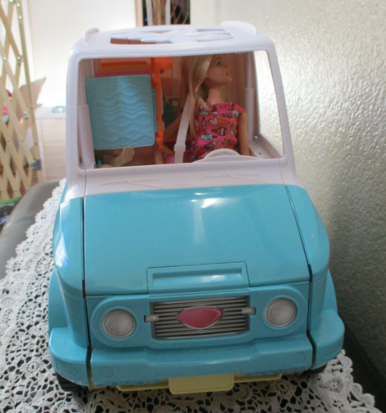 barbie puppy camper van