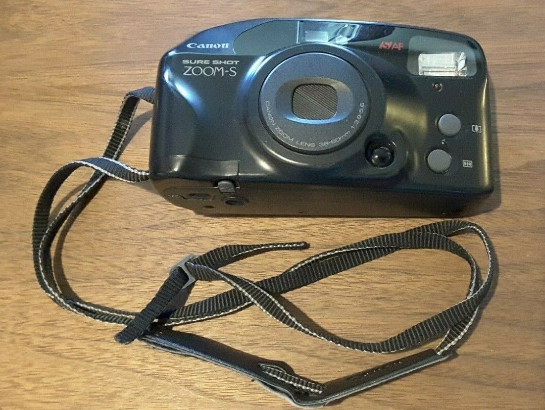 Canon Sure Shot ZoomS 35mm Point & Shoot Film Camera w/ 3860mm 13.8