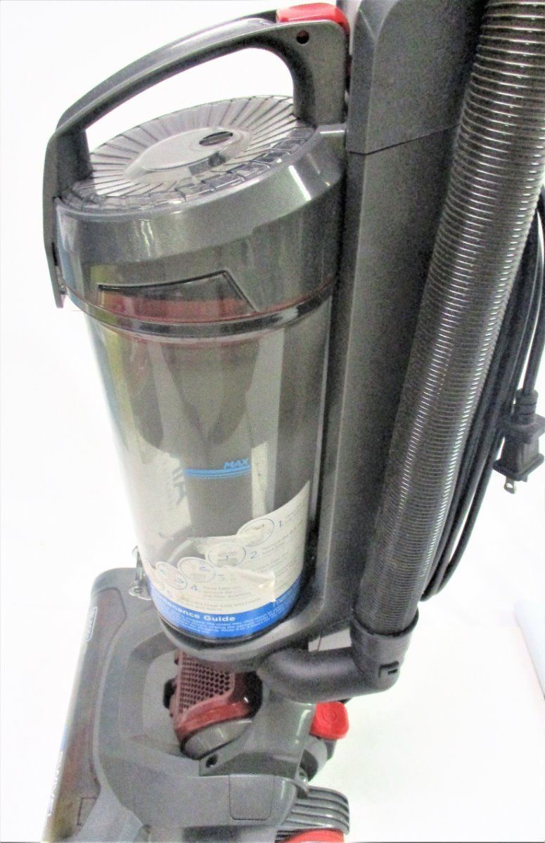 BLACK+DECKER BDASV102 Airswivel Ultra Light Weight Upright Vacuum