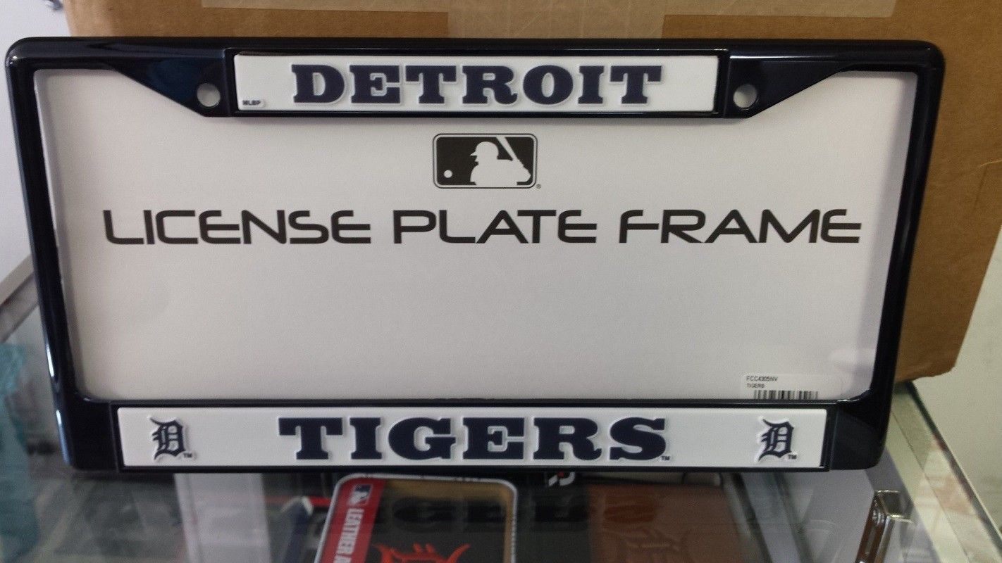 Officially Licensed NFL Laser-Cut Chrome License Plate Frame - Packers