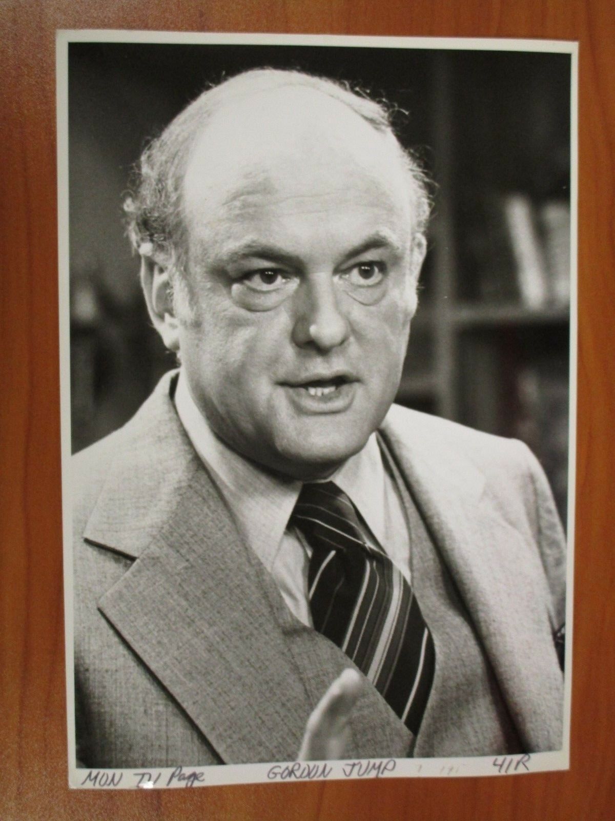 Vintage Glossy Photo Gordon Jump Actor Broadcaster WKRP in Cincinnati 6 ...