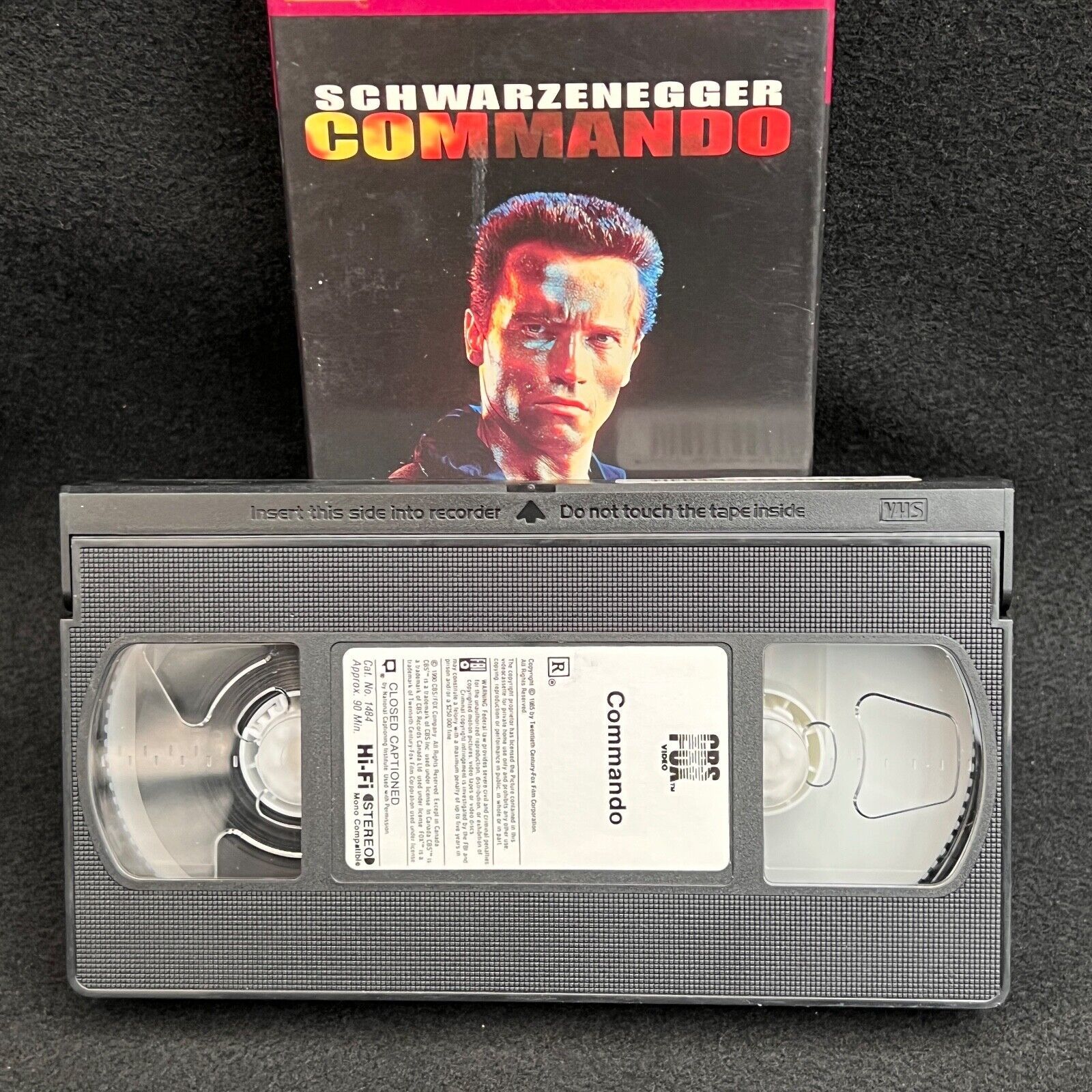 Commando (VHS, 1985) 1990 Release Arnold Schwarzenegger ~ Alyssa Milano ...