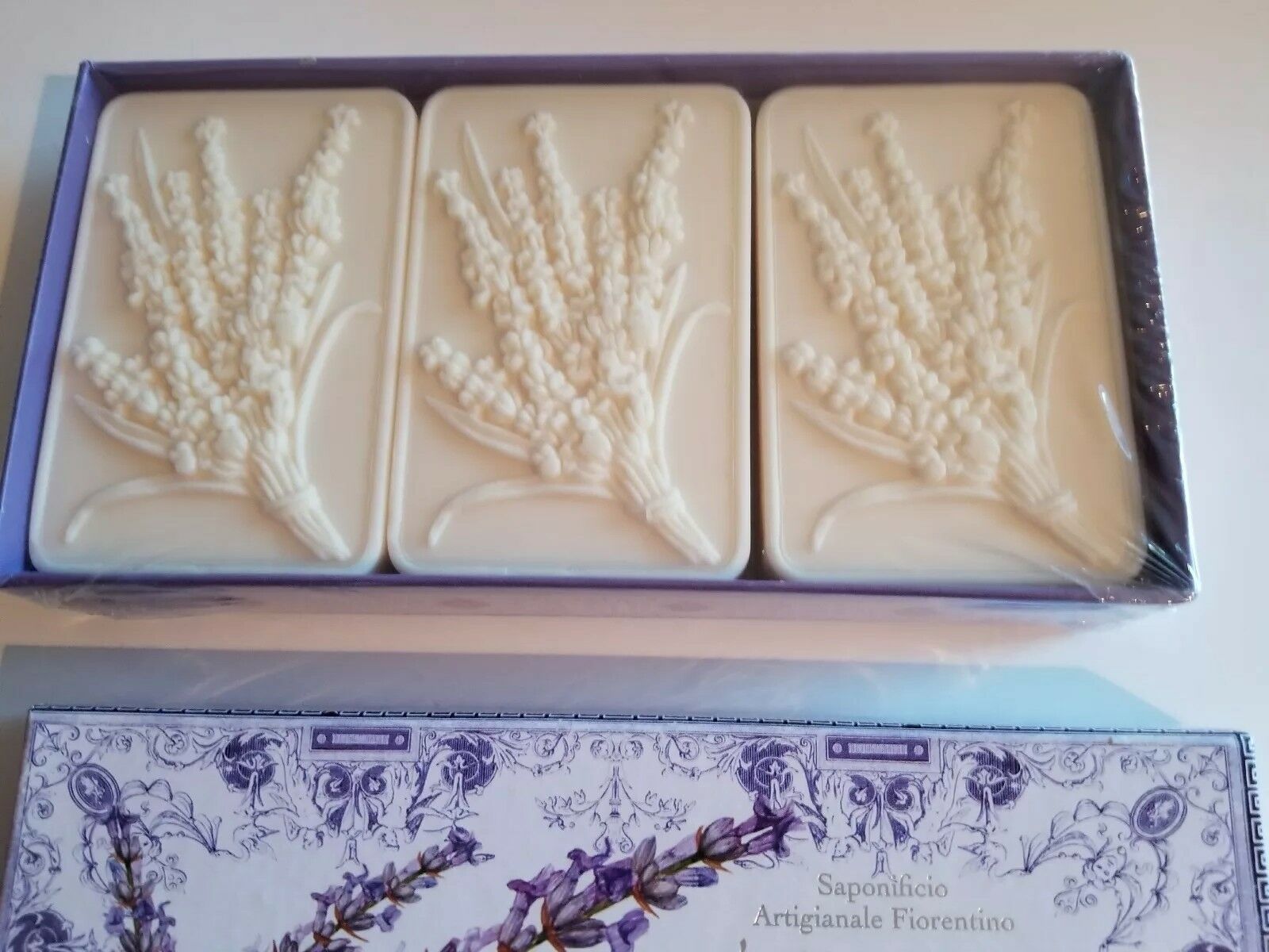 TUSCAN LAVENDER, SET OF THREE (3), SOAPS, MADE IN ITALY, NEW, EACH SOAP 4.40 OZ, AntiAging