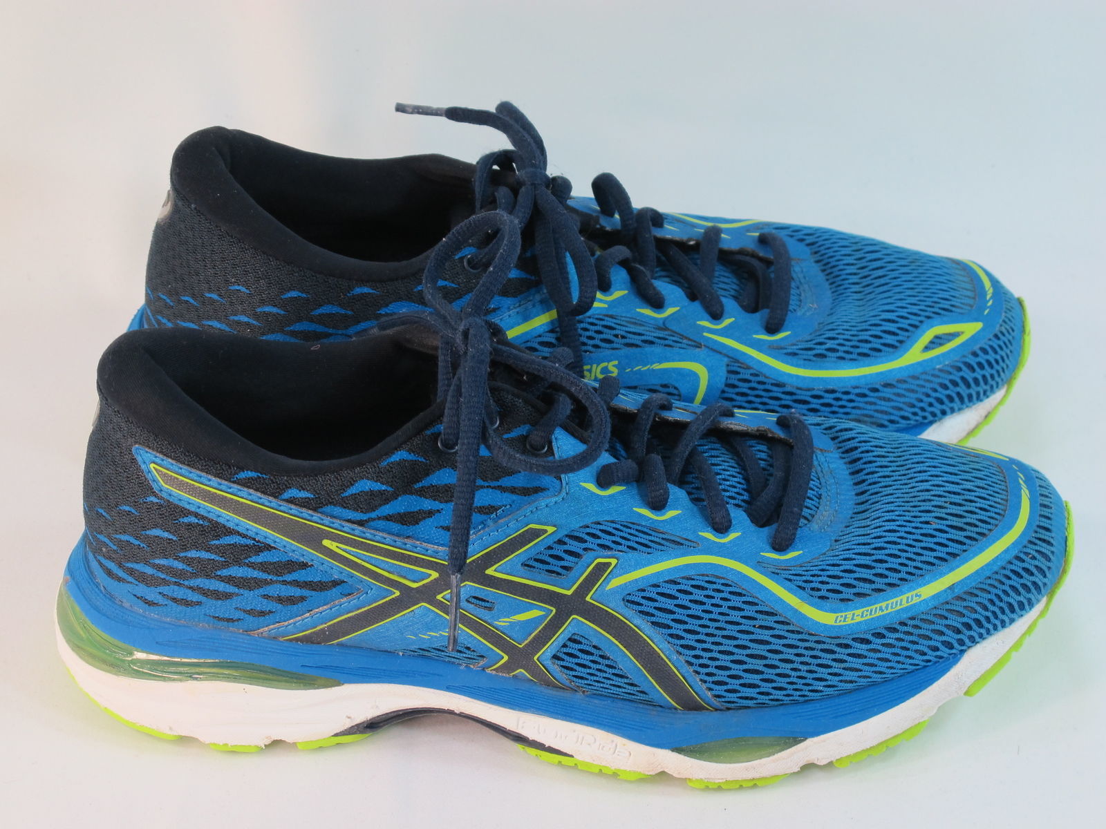 running shoes similar to asics gel nimbus