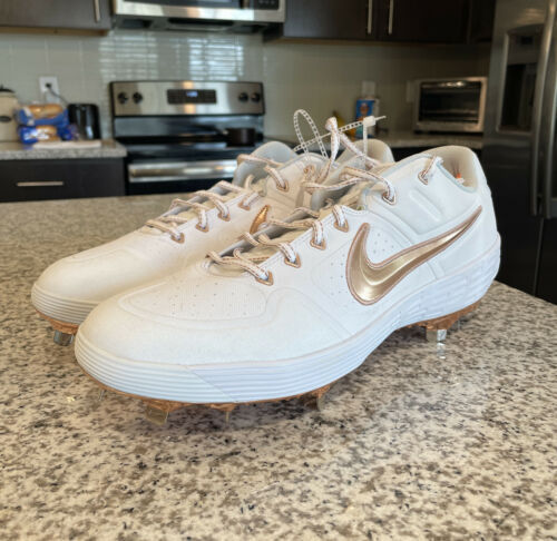 nike rose gold baseball cleats