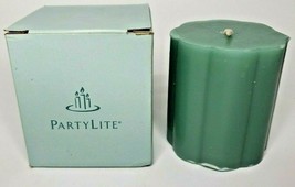 PartyLite 3 x 3 Summer Thyme Scalloped Pillar Candle New in Box P2F/C033535 - $14.99