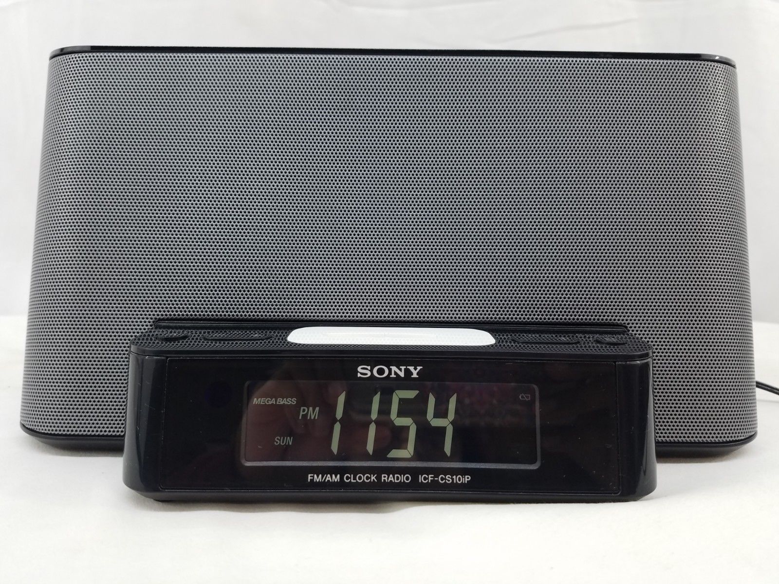 Sony ICF-CS10iP Dream Machine 2 Alarm Clock / AM,FM Radio iPod-in Auto ...