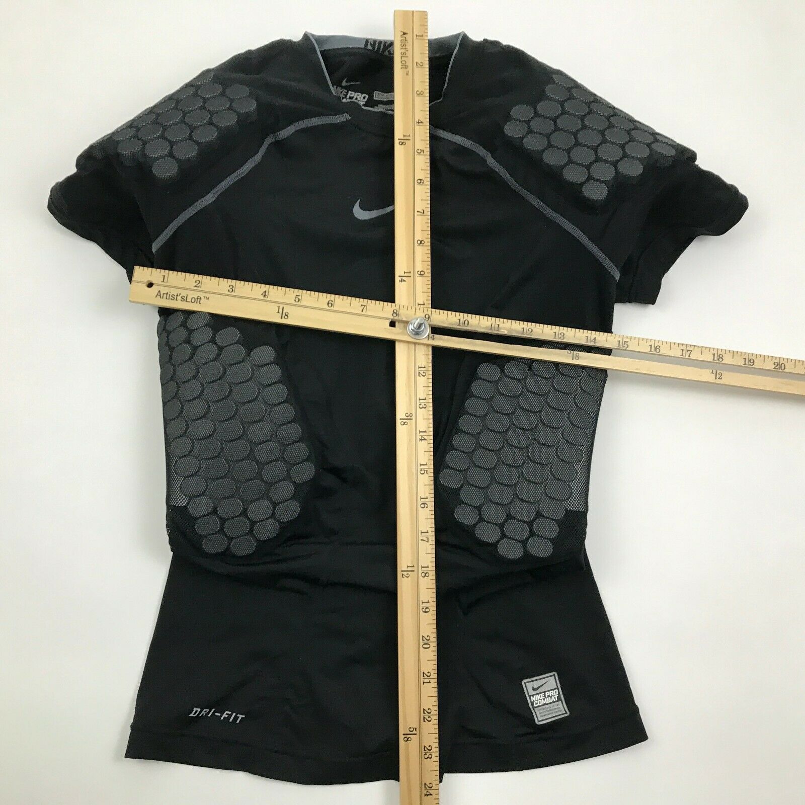 padded compression shirt nike