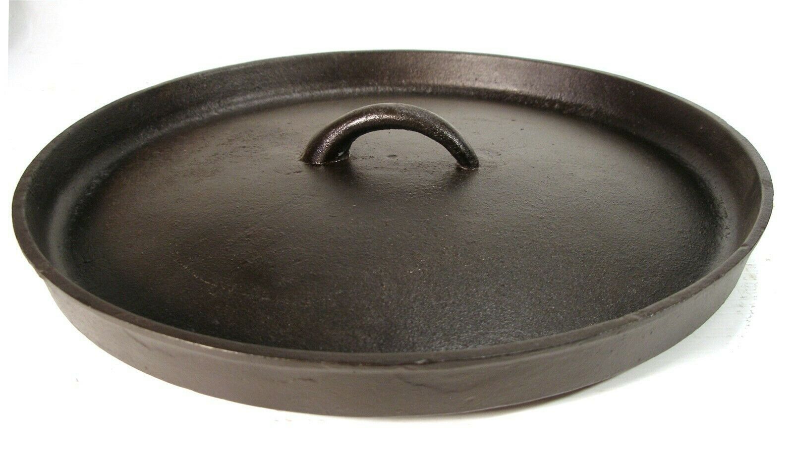 VINTAGE CAST IRON LODGE CAMP FIRE SKILLET FRYER DUTCH OVEN WARMING 12